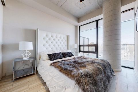 Photo 11 at 1601 - 458 Richmond Street W, Waterfront Communities C1, Toronto