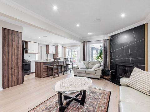 Photo 13 at 5 Mandel Crescent, Devonsleigh, Richmond Hill