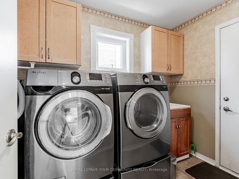 Photo 18 at 5 Mandel Crescent, Devonsleigh, Richmond Hill