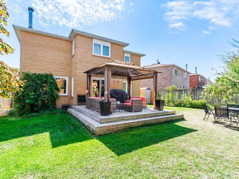 Photo 32 at 5 Mandel Crescent, Devonsleigh, Richmond Hill