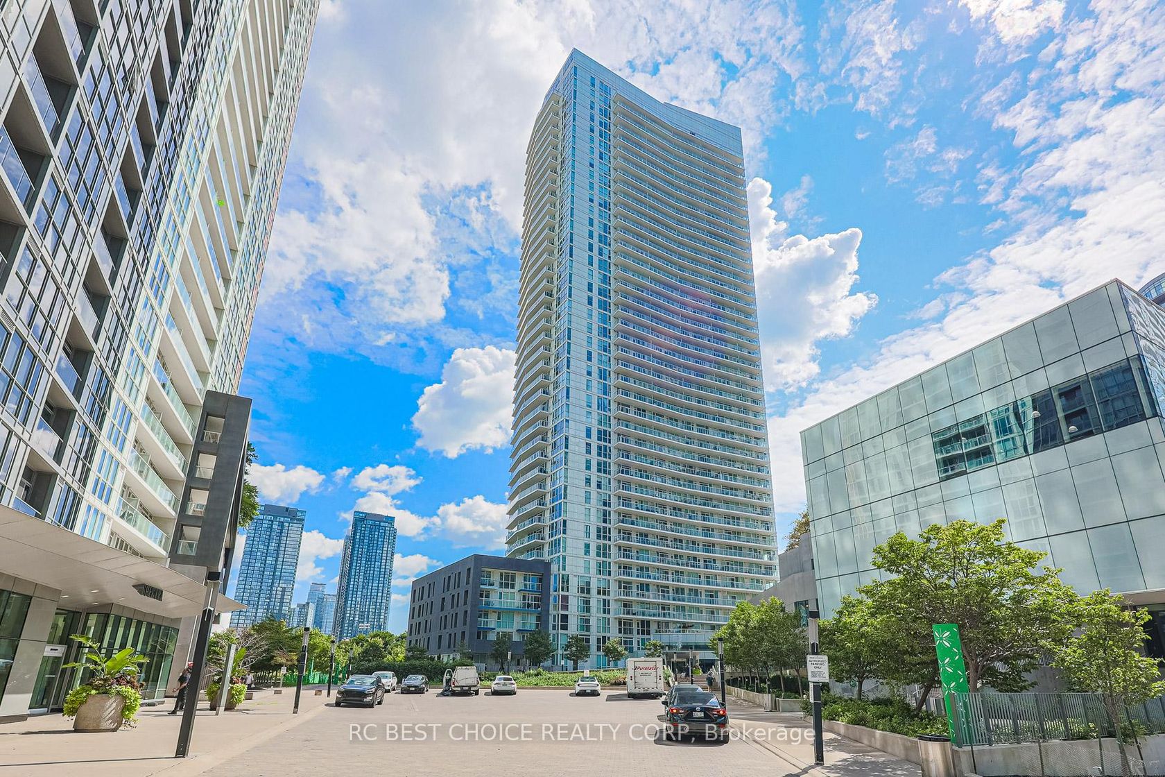 616 - 75 Queens Wharf Road, Waterfront Communities C1, Toronto 
