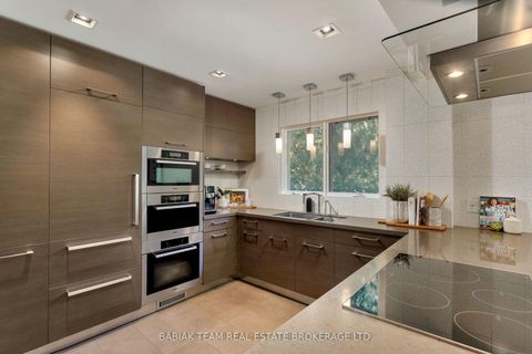 Photo 11 at 74 Humberview Road, Lambton Baby Point, Toronto