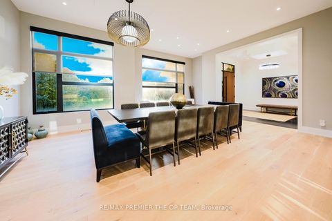 Photo 8 at 91 Rachelle Court, Kleinburg, Vaughan