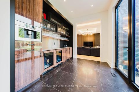 Photo 15 at 91 Rachelle Court, Kleinburg, Vaughan