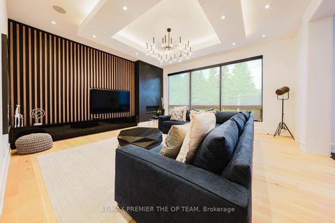 Photo 16 at 91 Rachelle Court, Kleinburg, Vaughan