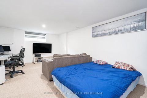 Photo 17 at 19 - 233 Innisfil Street, Allandale Centre, Barrie
