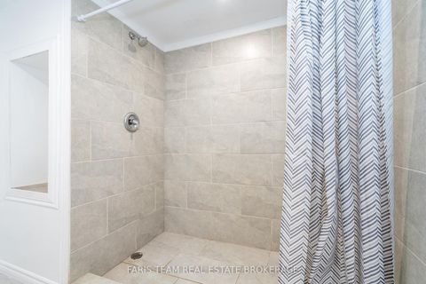 Photo 20 at 19 - 233 Innisfil Street, Allandale Centre, Barrie
