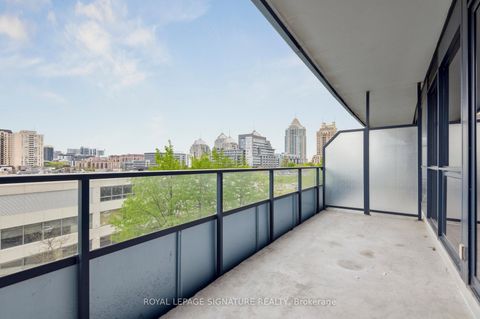Photo 16 at 233 - 2885 Bayview Avenue, Bayview Village, Toronto