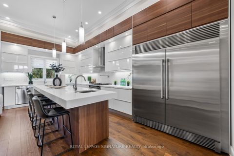 Photo 7 at 59A Bexhill Avenue, Birchmount, Toronto