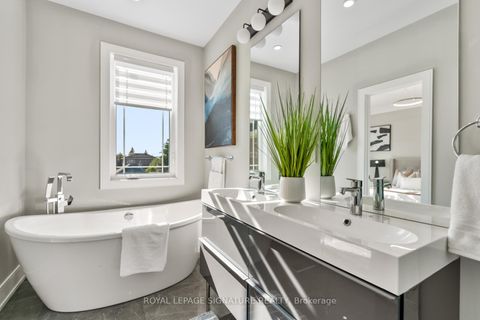 Photo 26 at 59A Bexhill Avenue, Birchmount, Toronto
