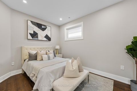 Photo 36 at 59A Bexhill Avenue, Birchmount, Toronto