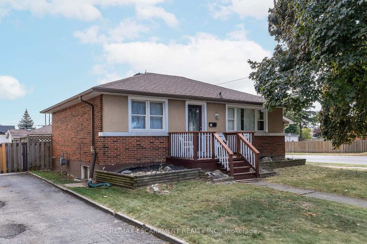 Photo 21 at 493 Upper Gage Avenue, Sunninghill, Hamilton