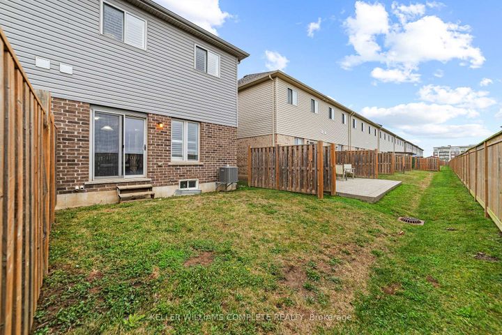 Photo 22 at 14 Serenity Lane, Rural Glanbrook, Hamilton