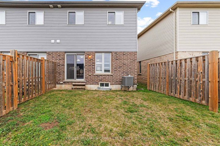 Photo 23 at 14 Serenity Lane, Rural Glanbrook, Hamilton