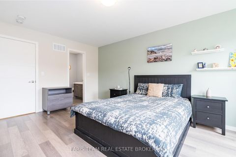 Photo 13 at 36 - 369 Essa Road, Ardagh, Barrie Photo 13 at 36 - 369 Essa Road, Ardagh, Barrie