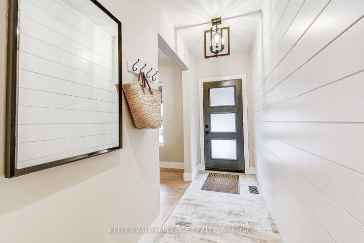 Photo 3 at 32 Cumberland Avenue, St. Clair, Hamilton