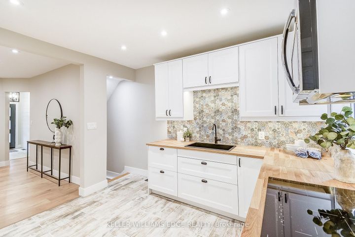 Photo 12 at 32 Cumberland Avenue, St. Clair, Hamilton
