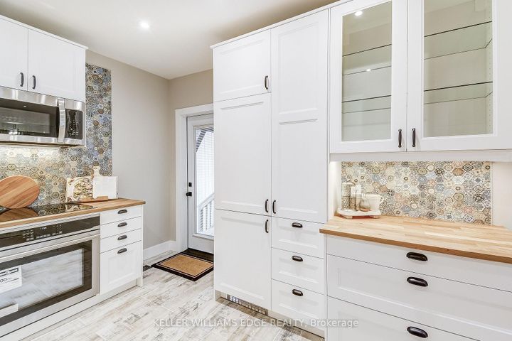 Photo 14 at 32 Cumberland Avenue, St. Clair, Hamilton