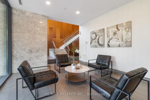 Photo 4 at 108 - 4700 Highway 7, East Woodbridge, Vaughan