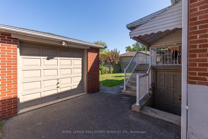 Photo 28 at 18 Langholm Drive, CFB, Toronto