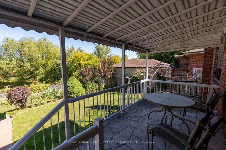 Photo 29 at 18 Langholm Drive, CFB, Toronto