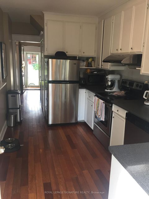 Photo 2 at 87 Runnymede Road, Swansea, Toronto