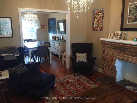 Photo 4 at 87 Runnymede Road, Swansea, Toronto