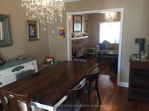 Photo 5 at 87 Runnymede Road, Swansea, Toronto