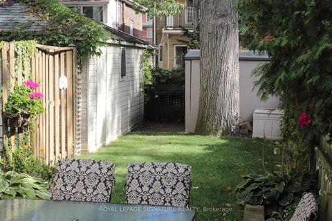 Photo 10 at 87 Runnymede Road, Swansea, Toronto