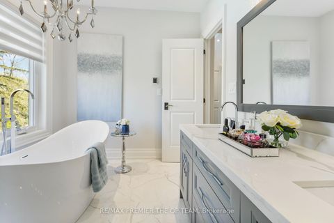 Photo 17 at 5 Storey Crescent, West Deane, Toronto