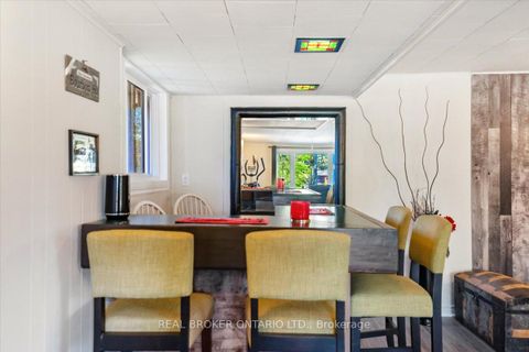 Photo 15 at 931 Bayview Avenue, Downtown Whitby, Whitby