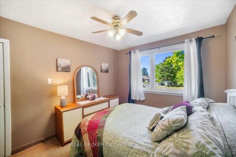 Photo 19 at 931 Bayview Avenue, Downtown Whitby, Whitby