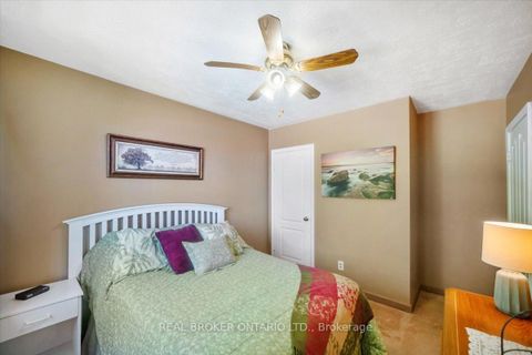 Photo 21 at 931 Bayview Avenue, Downtown Whitby, Whitby