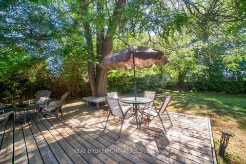 Photo 28 at 931 Bayview Avenue, Downtown Whitby, Whitby