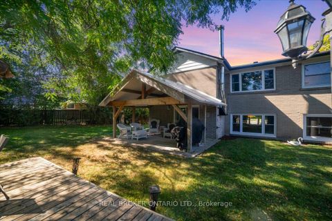 Photo 33 at 931 Bayview Avenue, Downtown Whitby, Whitby