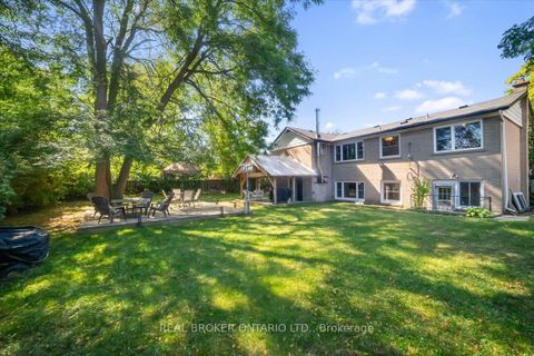 Photo 34 at 931 Bayview Avenue, Downtown Whitby, Whitby
