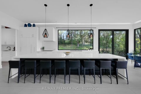 Photo 11 at 350 Kingscross Drive, King City, King