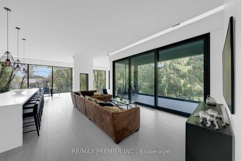 Photo 17 at 350 Kingscross Drive, King City, King