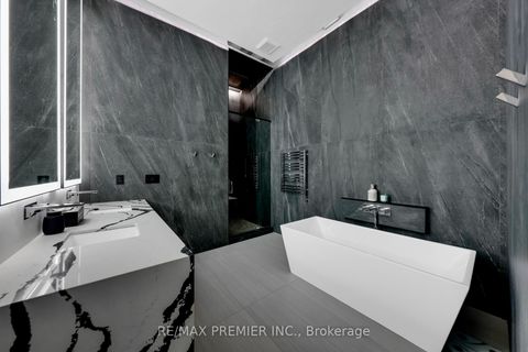 Photo 25 at 350 Kingscross Drive, King City, King