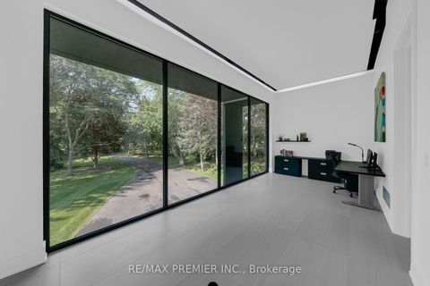 Photo 28 at 350 Kingscross Drive, King City, King