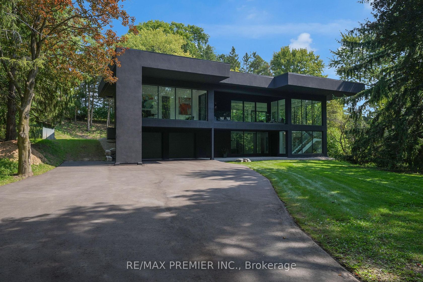 350 Kingscross Drive, King City, King 