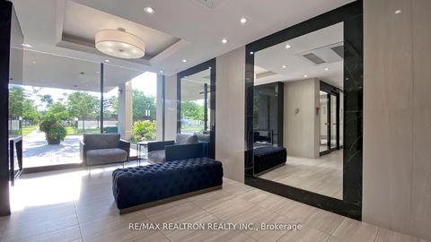 Photo 2 at 605 - 725 Don Mills Road, Flemingdon Park, Toronto