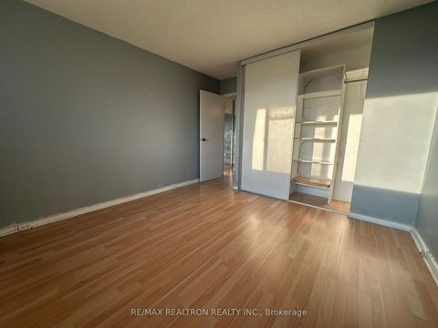 Photo 6 at 605 - 725 Don Mills Road, Flemingdon Park, Toronto