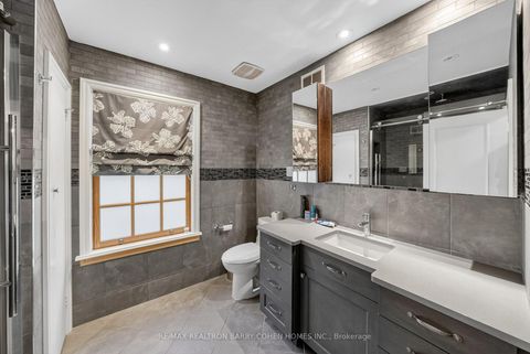 Photo 12 at 11 Tudor Gate, York Mills, Toronto