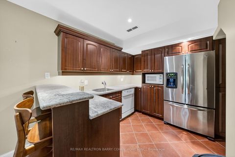 Photo 19 at 11 Tudor Gate, York Mills, Toronto
