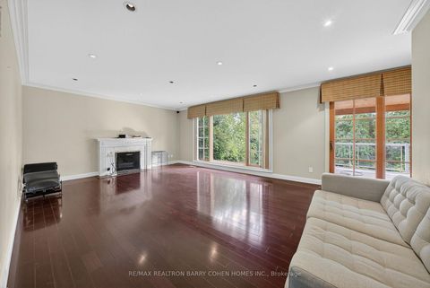 Photo 24 at 11 Tudor Gate, York Mills, Toronto