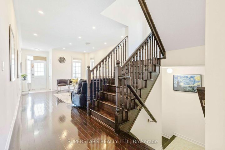 Photo 12 at 70 Living Cres Crescent, Victoria Square, Markham
