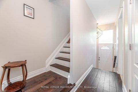 Photo 18 at 17 - 90 George Henry Boulevard, Henry Farm, Toronto