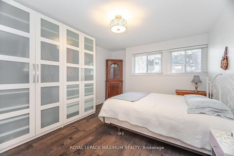 Photo 20 at 17 - 90 George Henry Boulevard, Henry Farm, Toronto