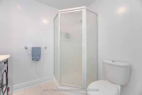 Photo 34 at 17 - 90 George Henry Boulevard, Henry Farm, Toronto